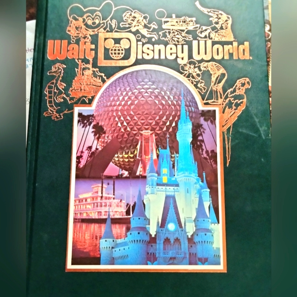 1986 Walt Disney World Book
